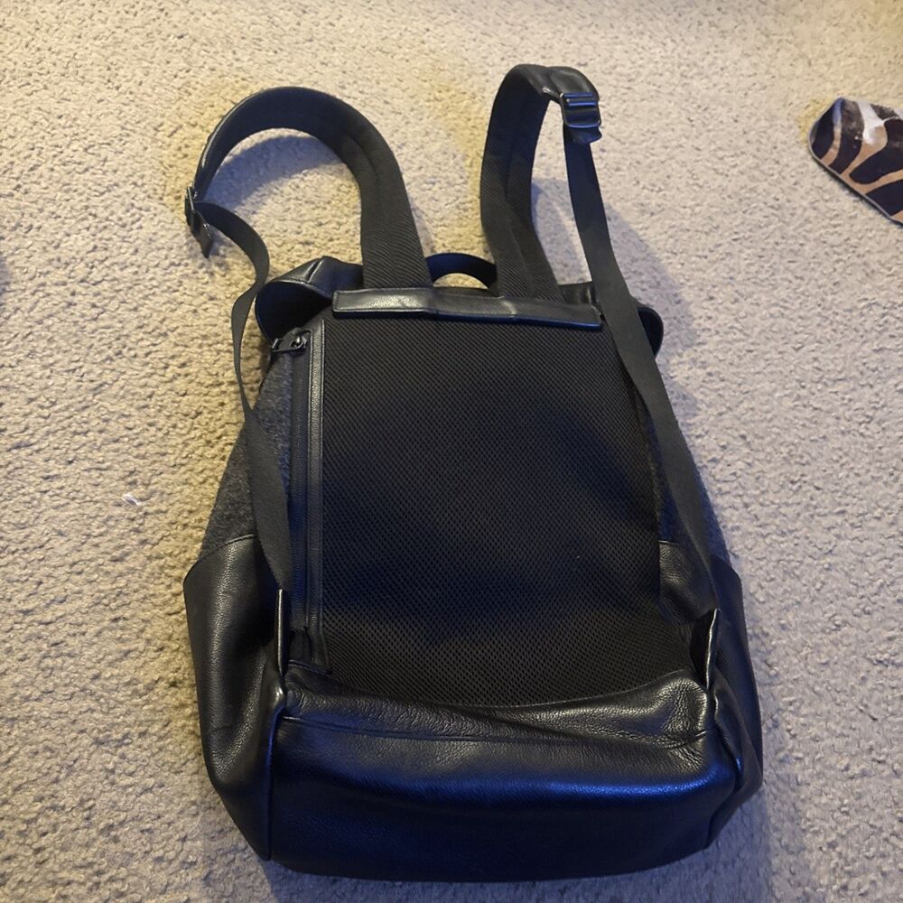 Coach Backpack - Picture 3 of 16